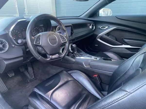 Chevrolet Camaro – Image 28