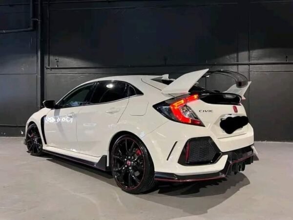 Honda Civic – Image 10