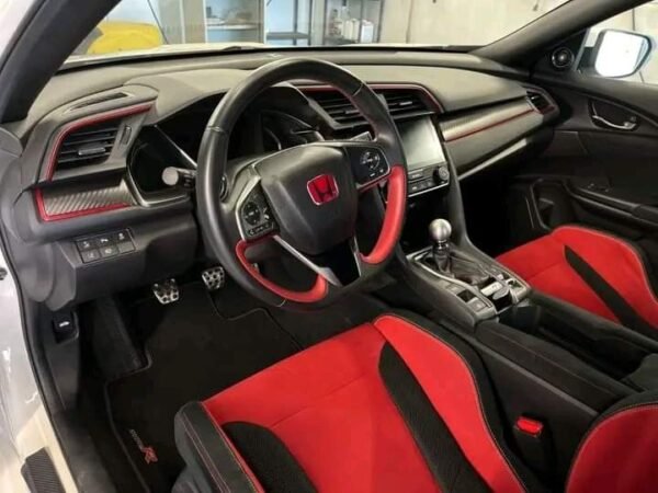 Honda Civic – Image 16