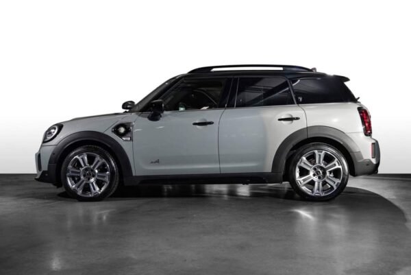 MINI Cooper Countryman – Image 2