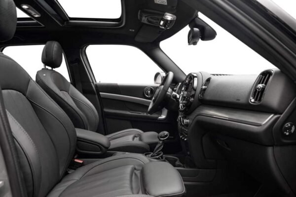 MINI Cooper Countryman – Image 15