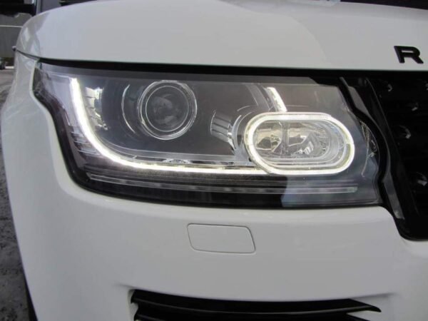 Range Rover – Image 9