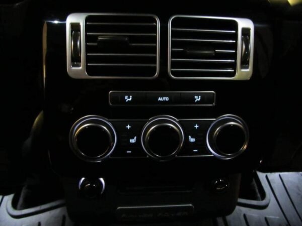 Range Rover – Image 16