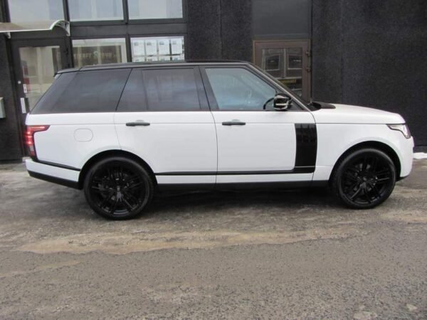 Range Rover – Image 22