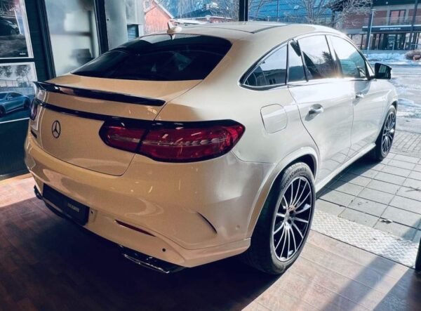 Mercedes-Benz GL 350d BRABUS – Image 17