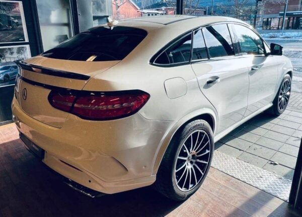 Mercedes-Benz GL 350d BRABUS – Image 14