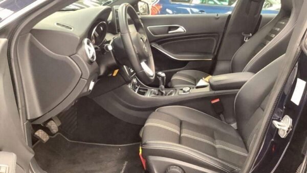 Mercedes-Benz CLA 180 – Image 7