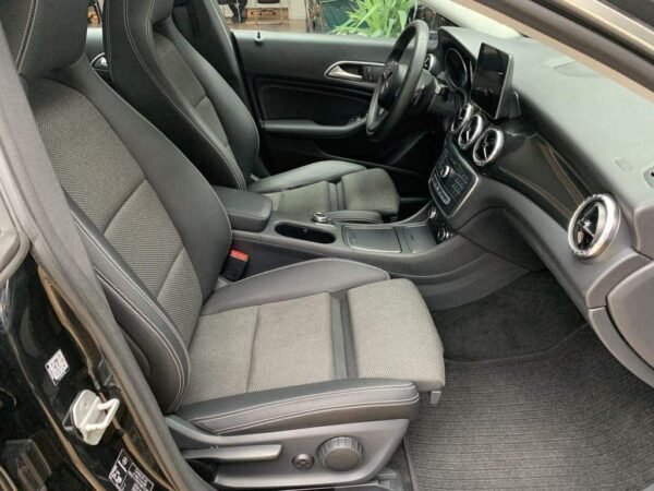 Mercedes-Benz CLA 220 – Image 7