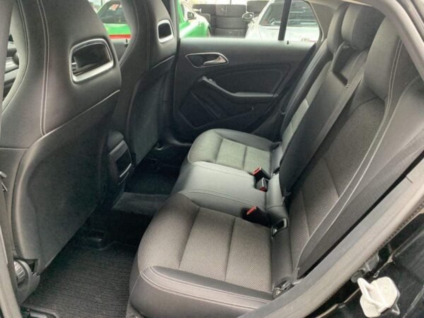 Mercedes-Benz CLA 220 – Image 16