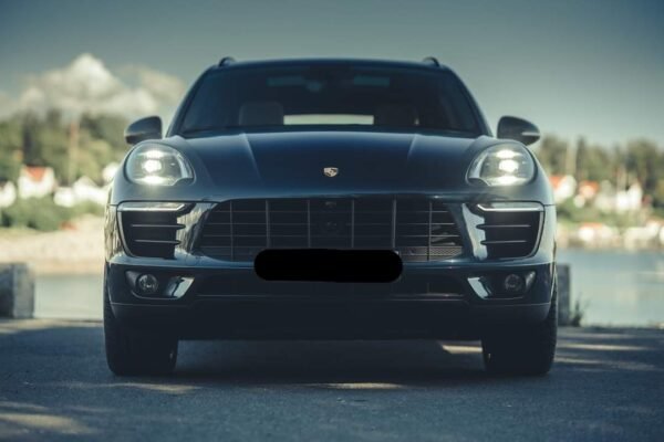 Porsche Macan – Image 2