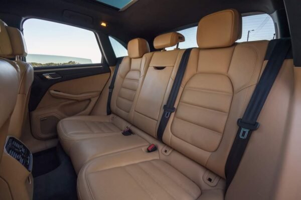 Porsche Macan – Image 9