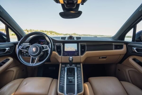 Porsche Macan – Image 23