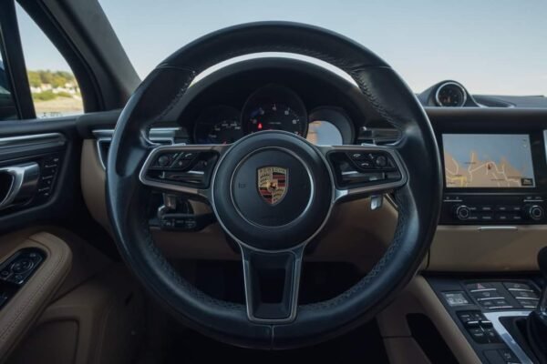 Porsche Macan – Image 41