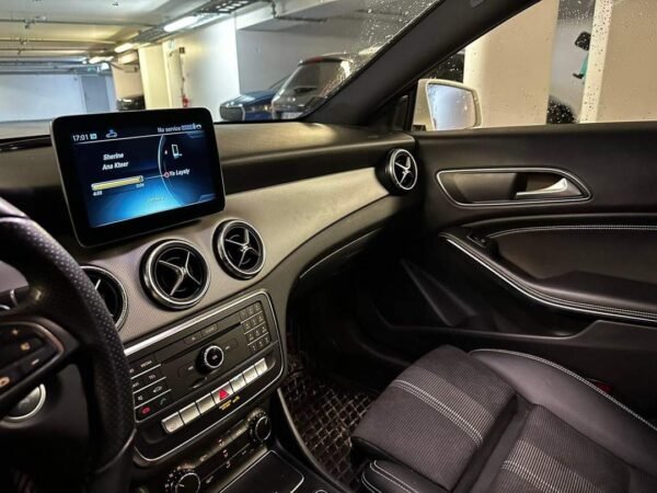 Mercedes-Benz CLA 180 – Image 18