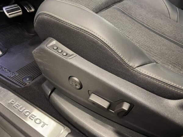 Peugeot 3008 GT Line – Image 11