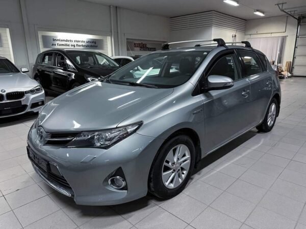 Toyota Auris – Image 2