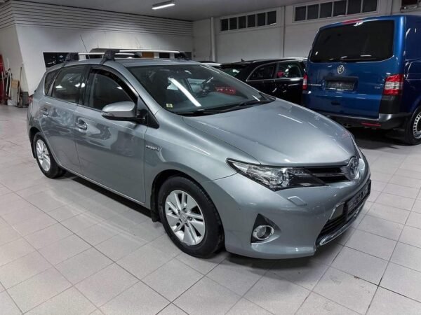 Toyota Auris – Image 6