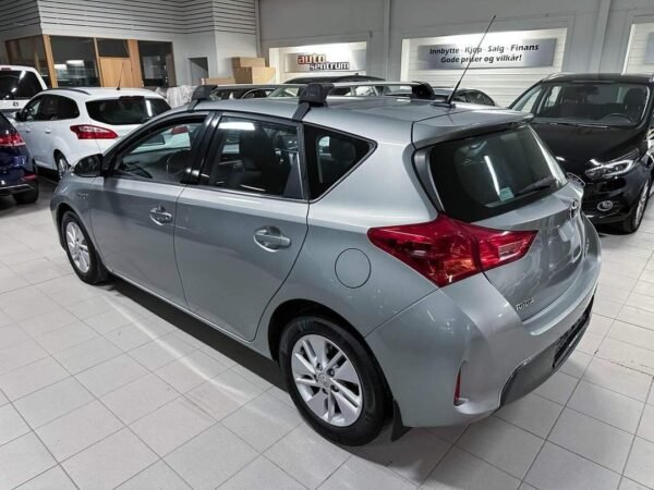 Toyota Auris – Image 3