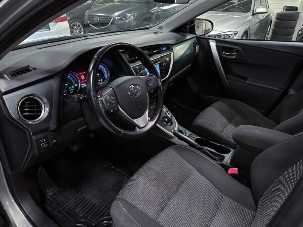 Toyota Auris – Image 7
