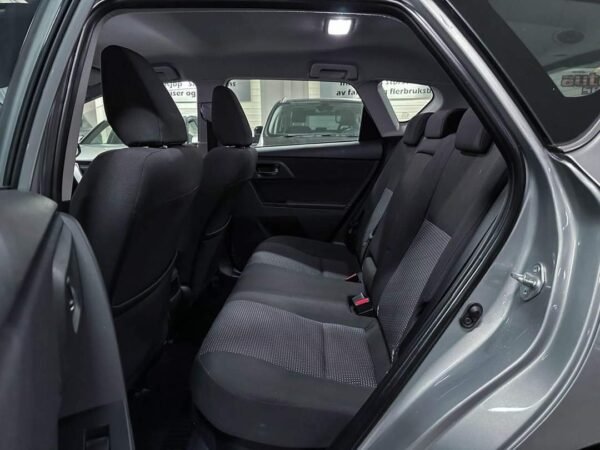 Toyota Auris – Image 28