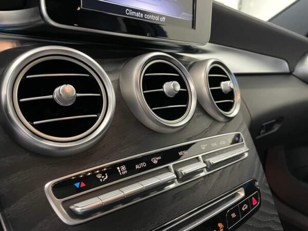 Mercedes-Benz Classe C 200 – Image 24
