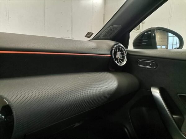 Mercedes-Benz Classe A 180 – Image 26