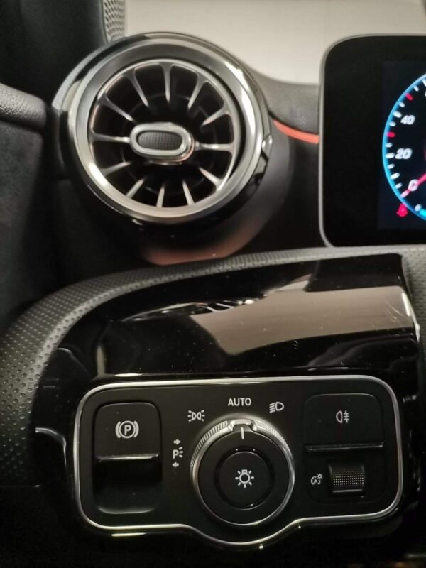 Mercedes-Benz Classe A 180 – Image 24