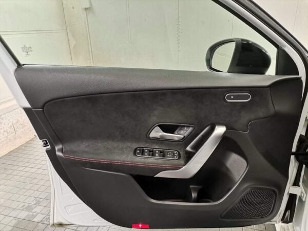 Mercedes-Benz Classe A 180 – Image 23