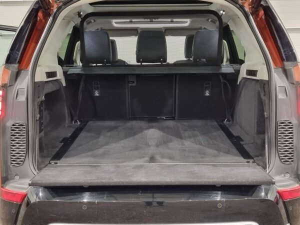 Land Rover Discovery – Image 9