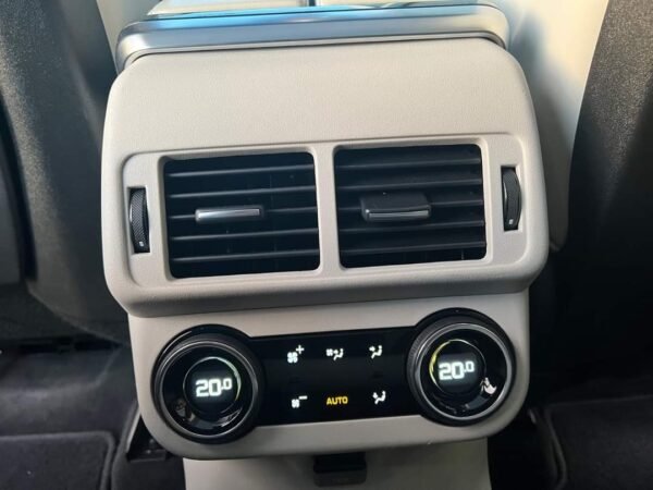 Range Rover Vélaire – Image 24