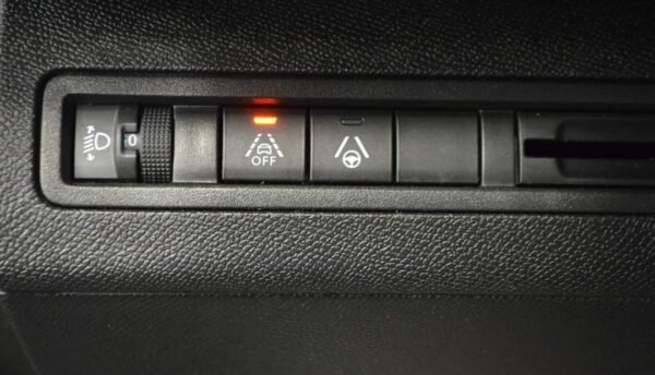 Peugeot 5008 Allure – Image 13