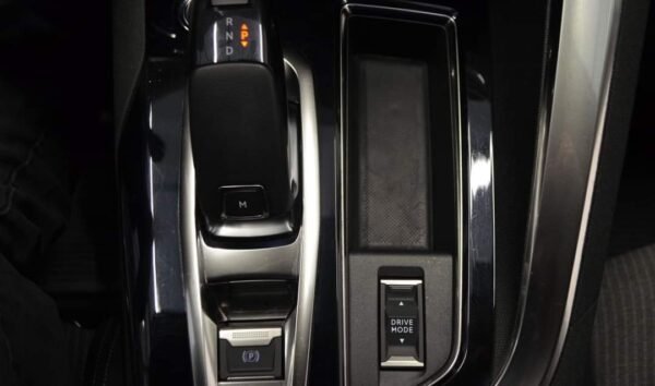 Peugeot 5008 Allure – Image 18