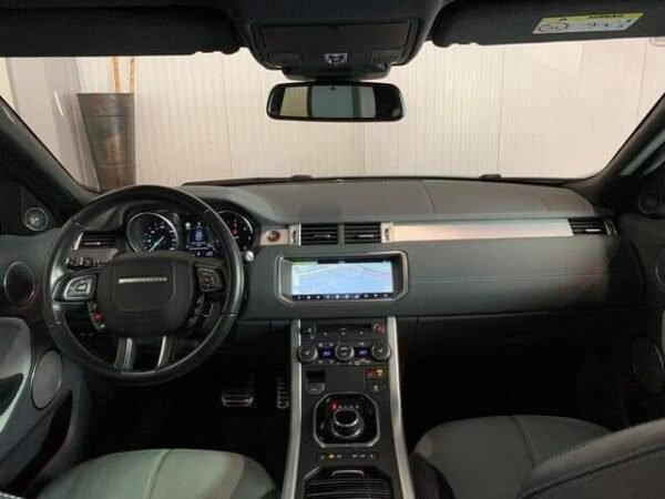 Range Rover Evoque – Image 11