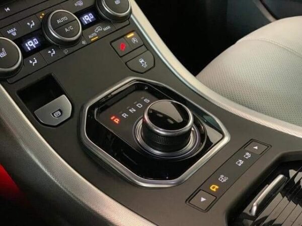 Range Rover Evoque – Image 16