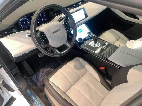 Range Rover Evoque Velar – Image 3
