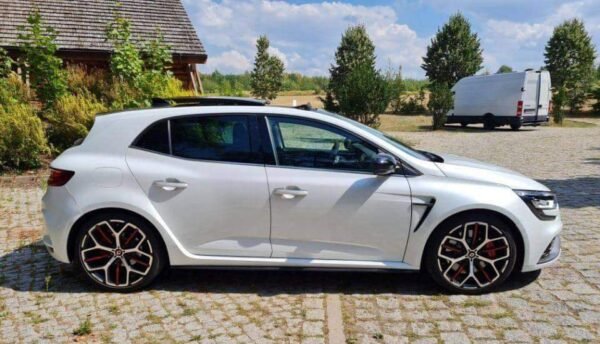 Renault Megane – Image 4