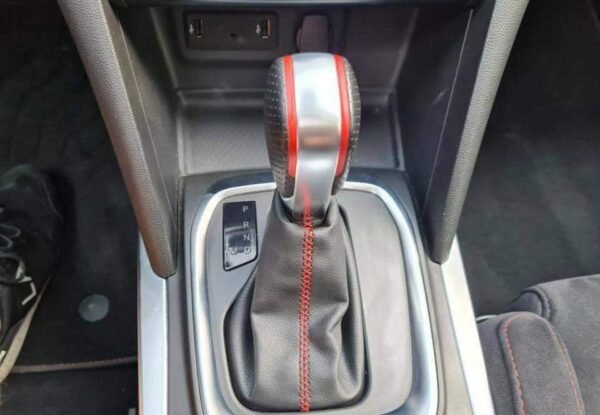 Renault Megane – Image 21