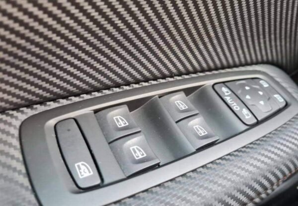 Renault Megane – Image 24