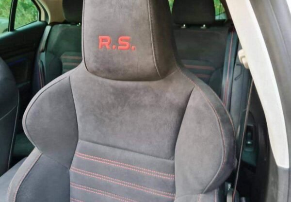 Renault Megane – Image 27