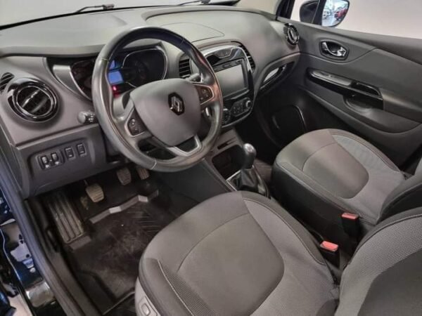 Renault Captur – Image 10