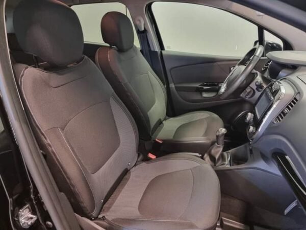 Renault Captur – Image 9