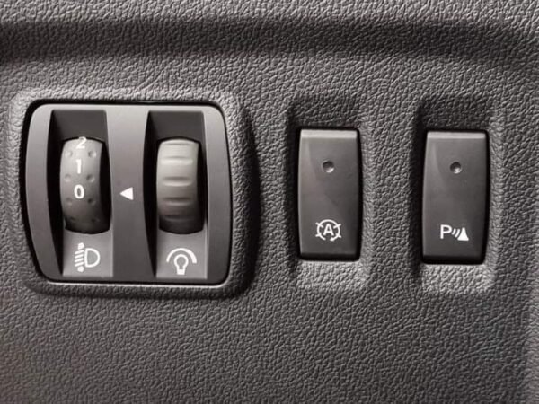 Renault Captur – Image 16