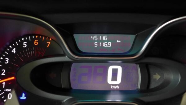 Renault Captur – Image 11