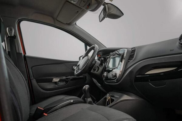 Renault Captur – Image 3