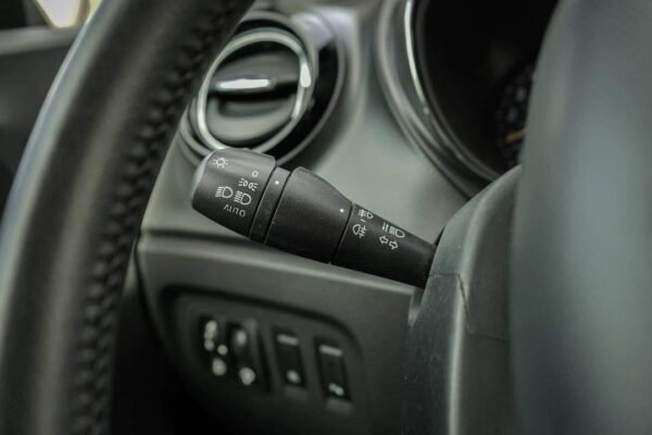 Renault Captur – Image 11