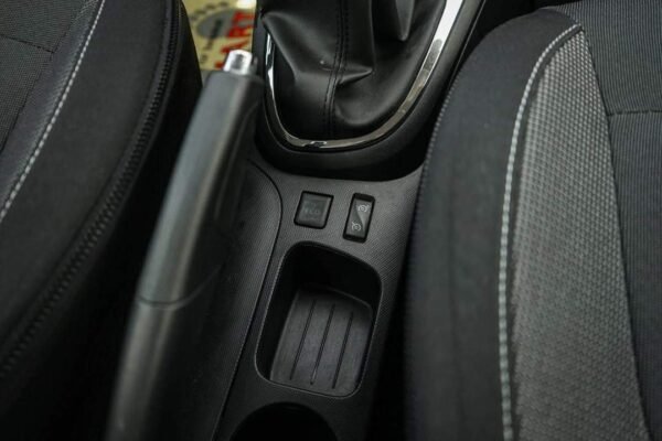 Renault Captur – Image 22