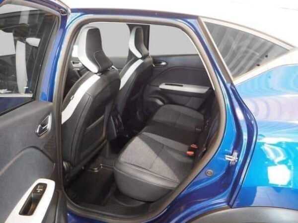 Renault Captur – Image 10