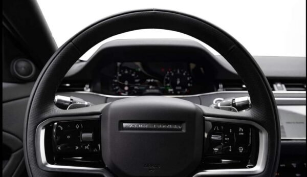 RANGE ROVER ÉVOQUE – Image 25