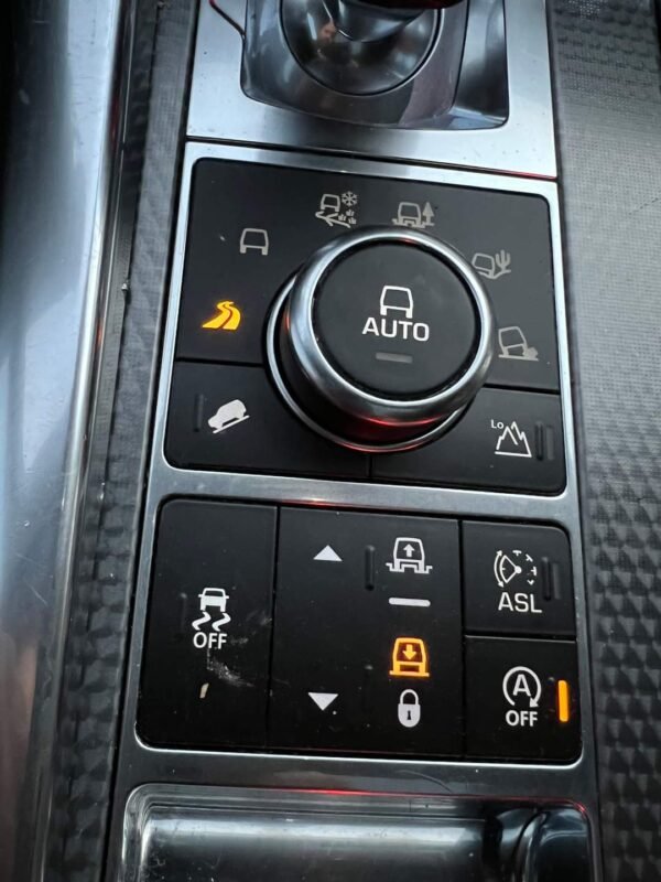 Range Rover Sport SVR – Image 5