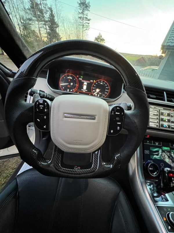 Range Rover Sport SVR – Image 25